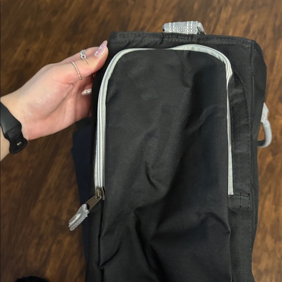 KeepCool Black and Gray Cooler Bag - Picture 5 of 7